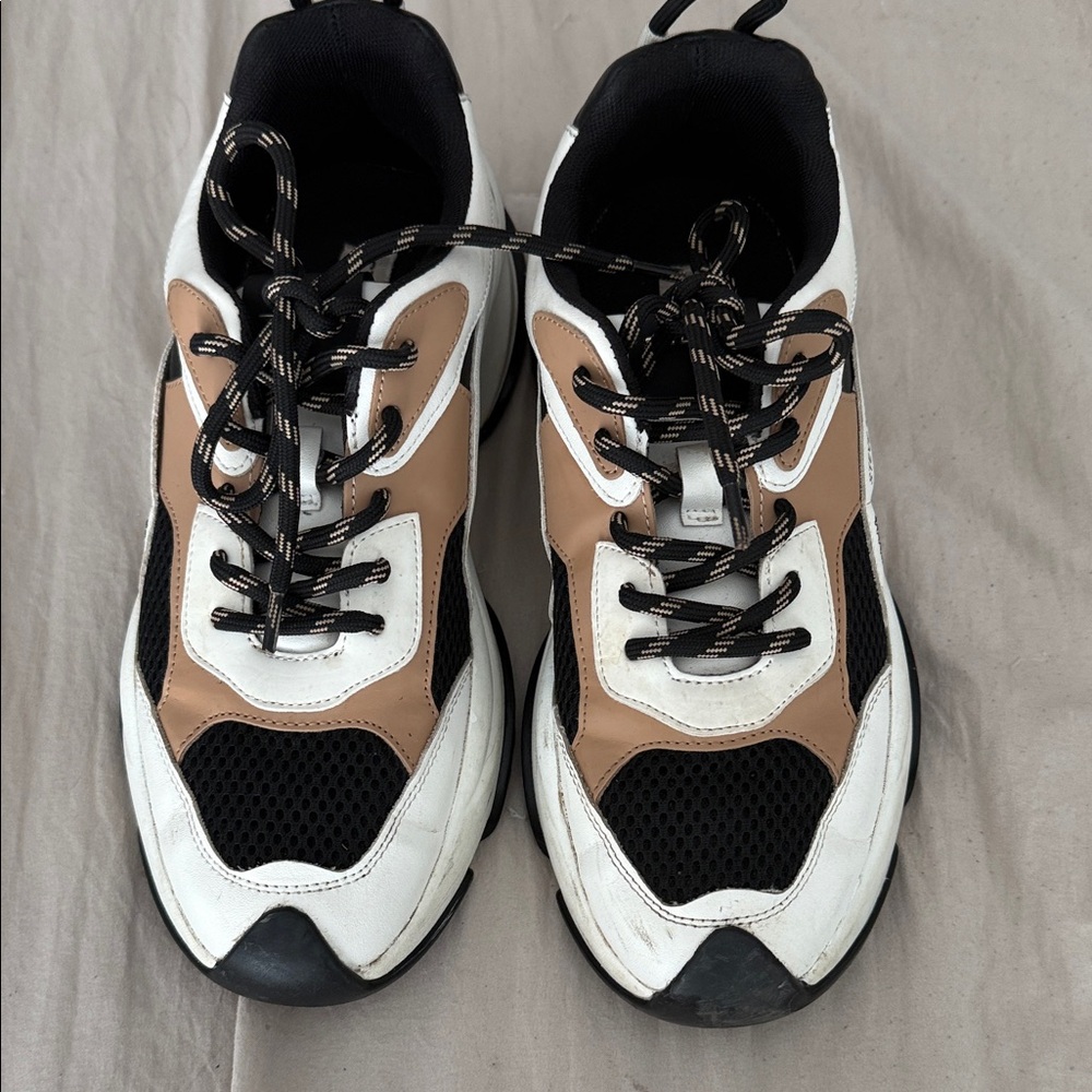 Steve Madden Black and Tan Athletic Sneakers